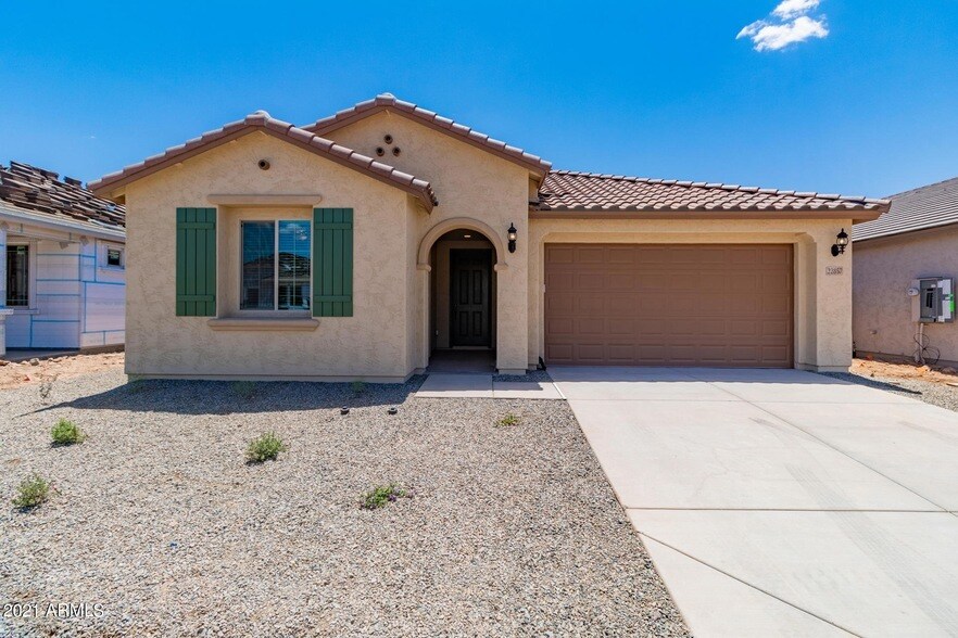 22857 E Marsh Rd in Queen Creek, AZ - Building Photo