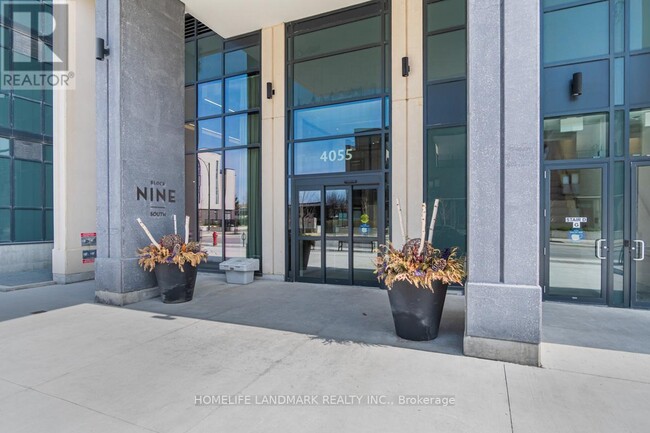 4055-4055 Parkside Village Dr in Mississauga, ON - Building Photo - Building Photo