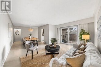 619 Timber Ln in Burlington, ON - Building Photo - Building Photo