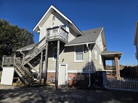 1800 E Ocean View Ave in Norfolk, VA - Building Photo