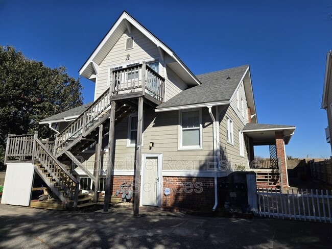 property at 1800 E Ocean View Ave