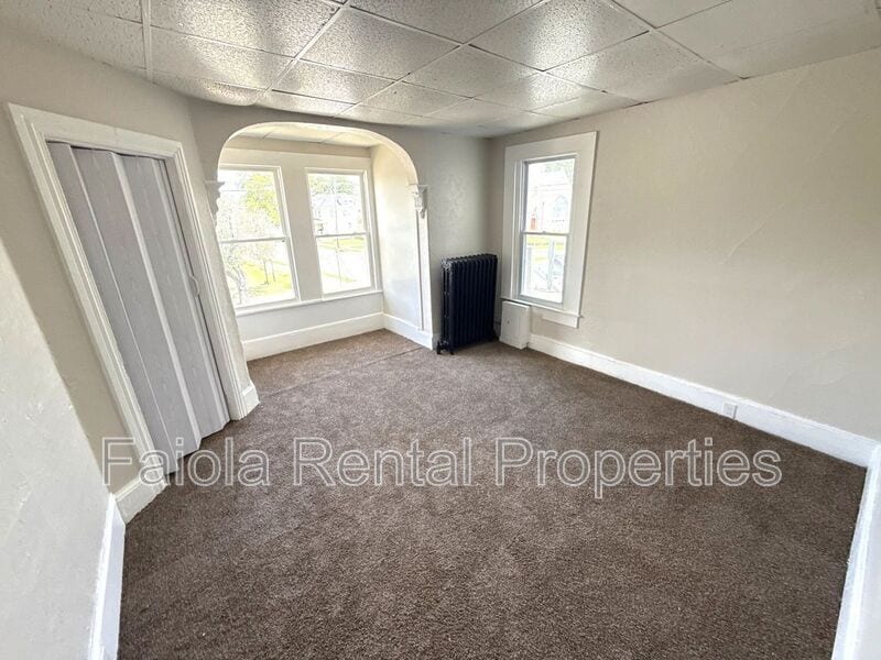 230 N 3rd St in Millville, NJ - Building Photo