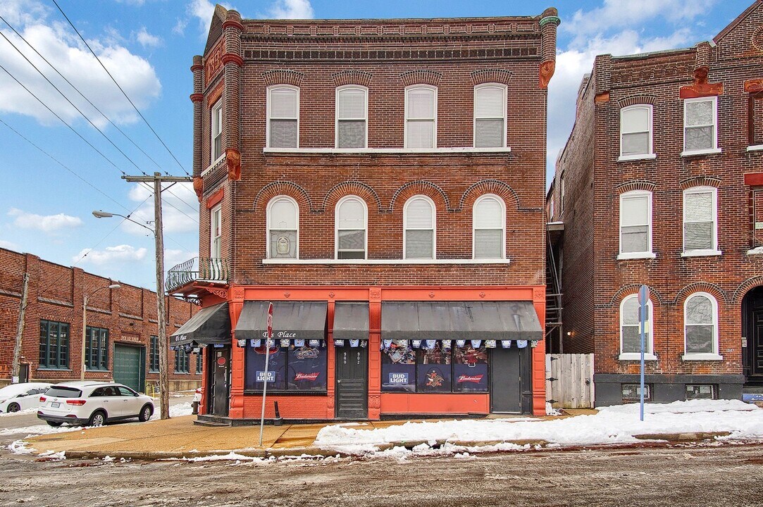 900 Barton St in St. Louis, MO - Building Photo
