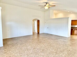 56595 Desert Gold Dr in Yucca Valley, CA - Building Photo - Building Photo