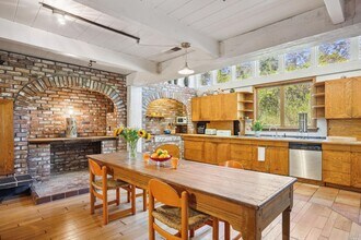 5953 Shoreline Hwy in Bolinas, CA - Building Photo - Building Photo