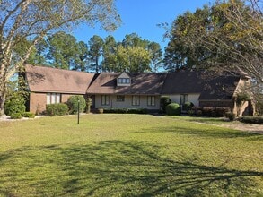 353 Bull Swamp Rd in St Matthews, SC - Building Photo - Building Photo