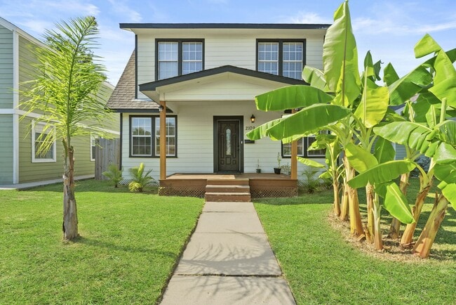 2109 New Jersey St in Baytown, TX - Building Photo - Building Photo