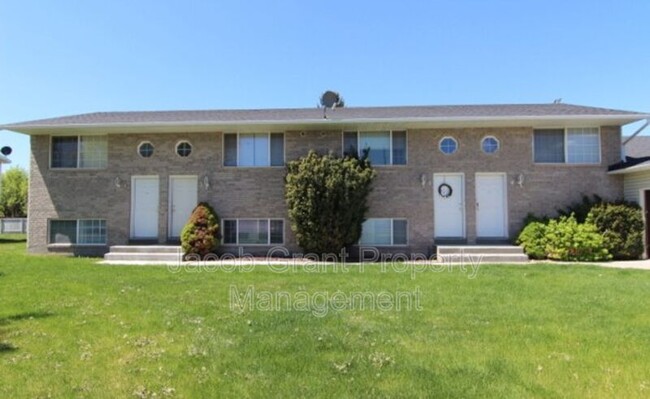 property at 1940 Ammon Rd