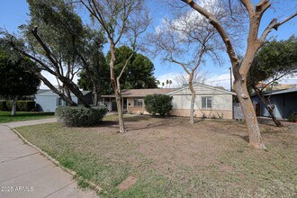 1120 E Palo Verde Dr in Phoenix, AZ - Building Photo - Building Photo