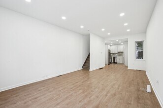 2550 N Sartain St in Philadelphia, PA - Foto de edificio - Building Photo
