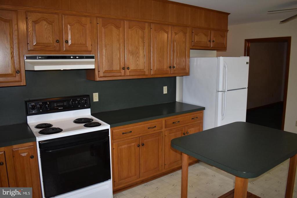 9134 Letzburg Rd in Greencastle, PA - Building Photo