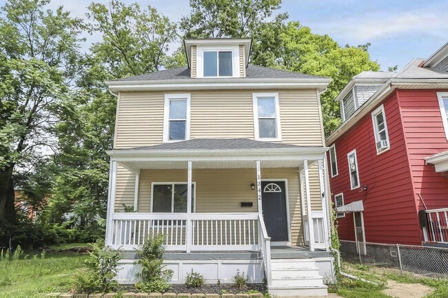 property at 1342 E Fulton St