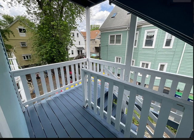 97 Morrison Ave, Unit 2A