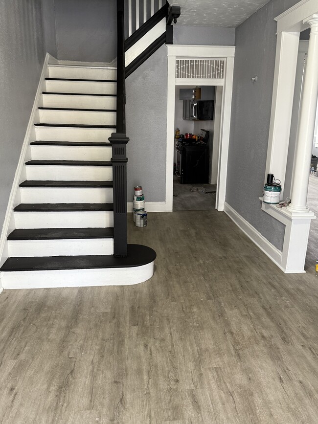 property at 501 Lyndhurst St