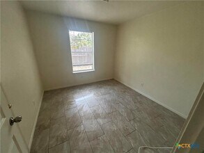 204 Castellon Ct in Killeen, TX - Foto de edificio - Building Photo