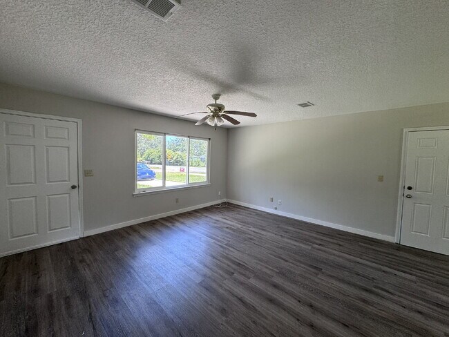 8204 Arnot St in Jacksonville, FL - Building Photo - Building Photo