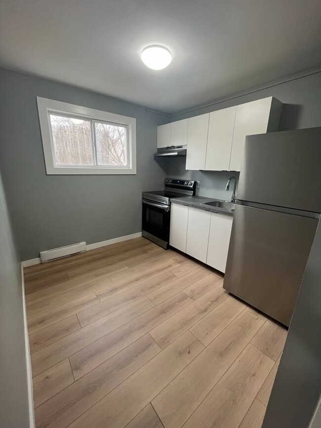 property at 17 Lockwood St