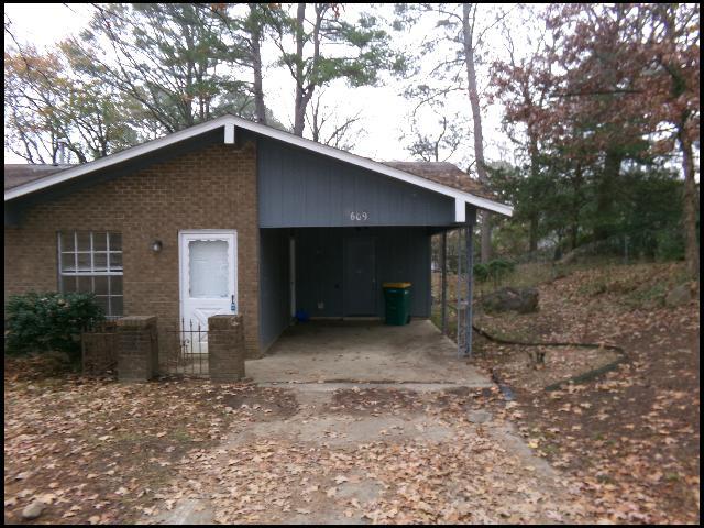 property at 609 Nan Cir