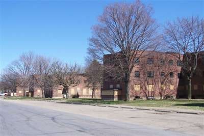 Libertad in Elmira, NY - Foto de edificio