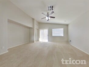 30877 N Coral Bean Dr in San Tan Valley, AZ - Foto de edificio - Building Photo