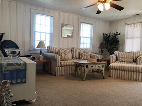 1300 Cypress Ave in Virginia Beach, VA - Building Photo - Building Photo