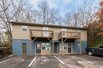 130 Reems Creek Rd