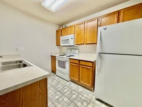 1225 W Prospect Rd in Fort Collins, CO - Building Photo - Building Photo