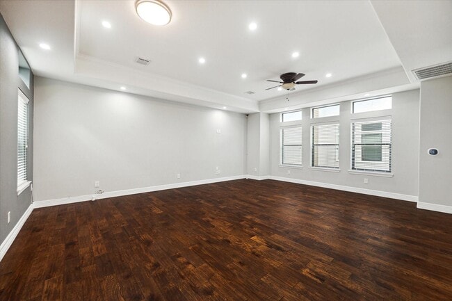 property at 1620 W 24th St