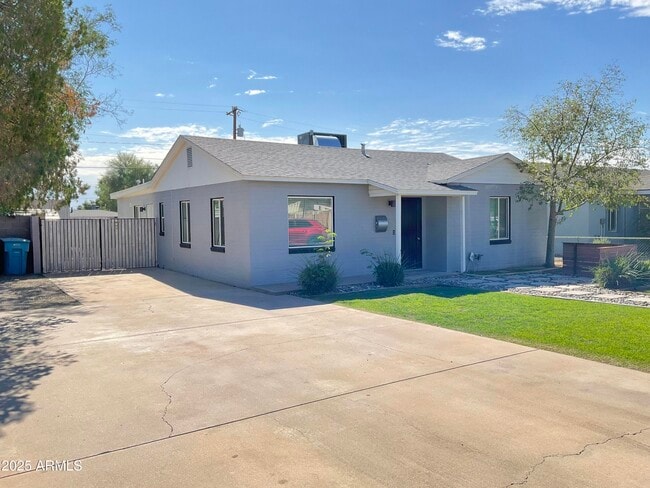 1705 West Campbell Ave in Phoenix, AZ - Building Photo - Building Photo