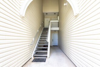 1915 Westminster Cir in Vero Beach, FL - Building Photo - Building Photo