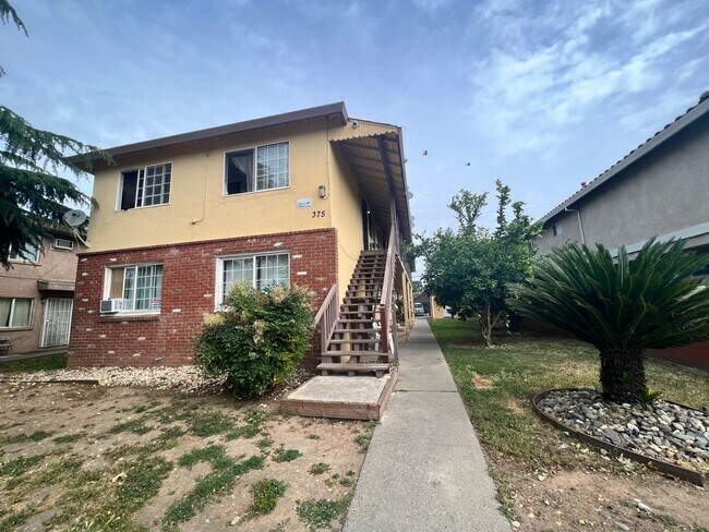 355-375 El Camino Ave