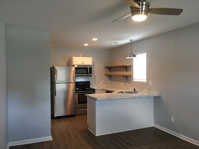 916 N Limestone-Unit -2 in Lexington, KY - Building Photo - Building Photo