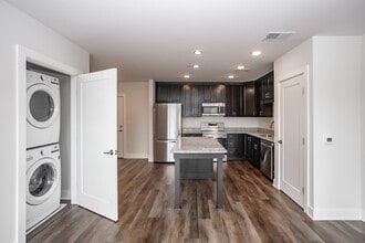 Evergreen Apartments in Monroeville, PA - Building Photo - Interior Photo