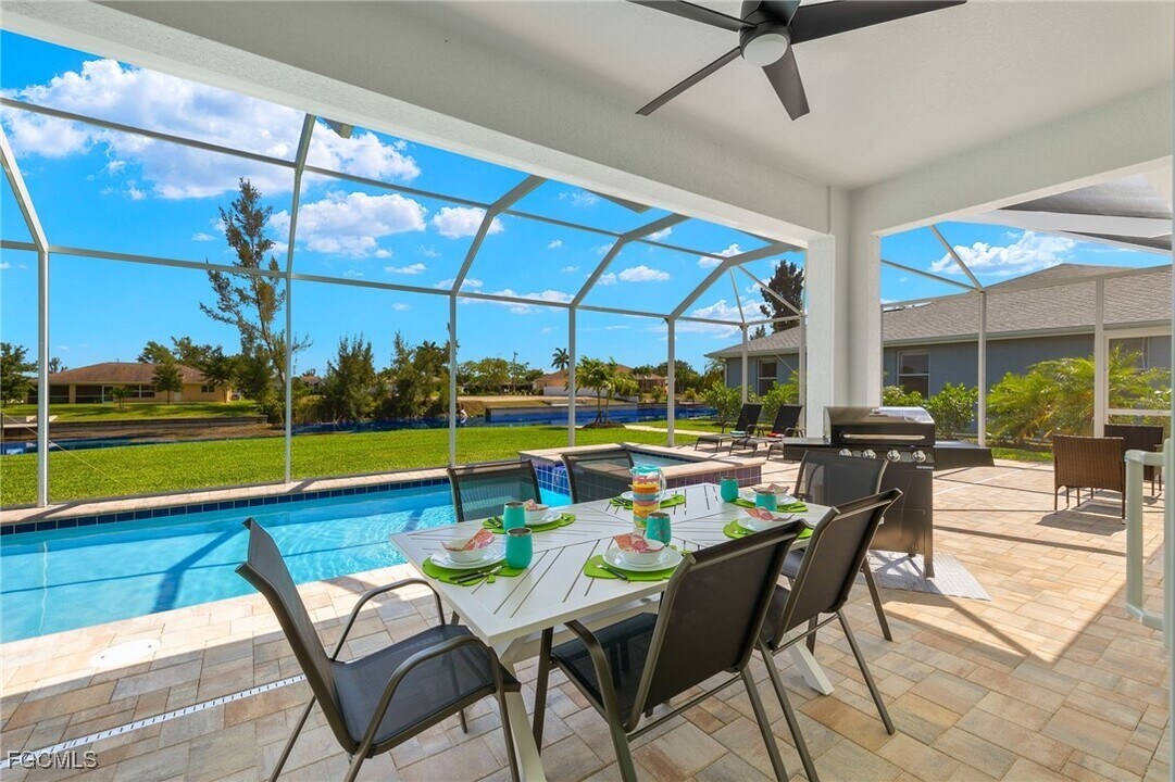 154 SE 20th St in Cape Coral, FL - Building Photo