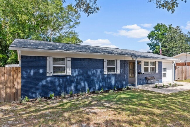 309 23rd St in Niceville, FL - Building Photo - Building Photo