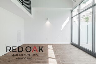 1860 N Western Ave in Los Angeles, CA - Building Photo