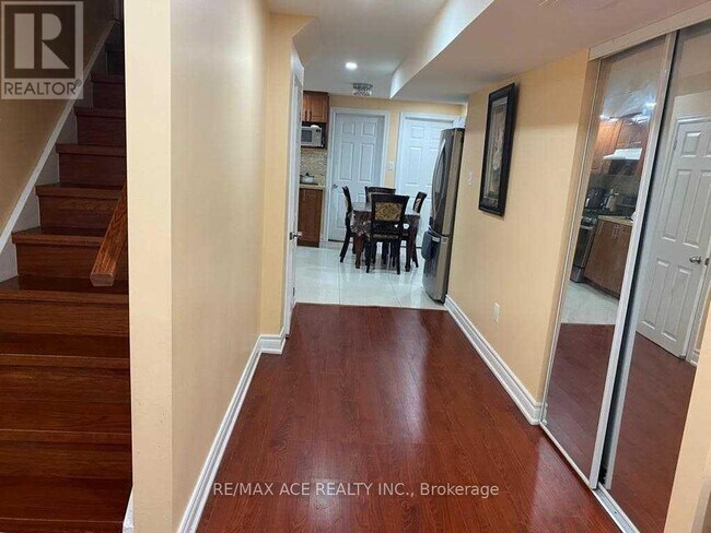 1521 Dusty Dr in Pickering, ON - Building Photo - Building Photo
