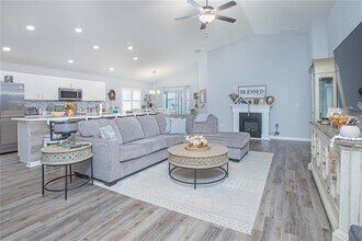 5429 Geneva Wy in St. Cloud, FL - Building Photo - Building Photo