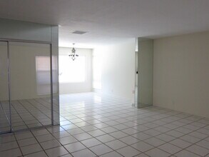 39220 Karen St in Cathedral City, CA - Building Photo - Building Photo