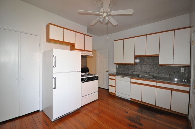 976 Harrison St in San Francisco, CA - Building Photo - Building Photo