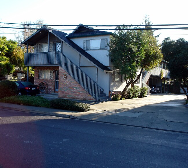 227 Easy St in Mountain View, CA - Building Photo - Building Photo