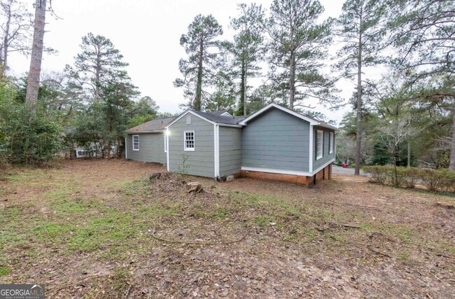 1755 Foster Pl in Macon, GA - Building Photo - Building Photo