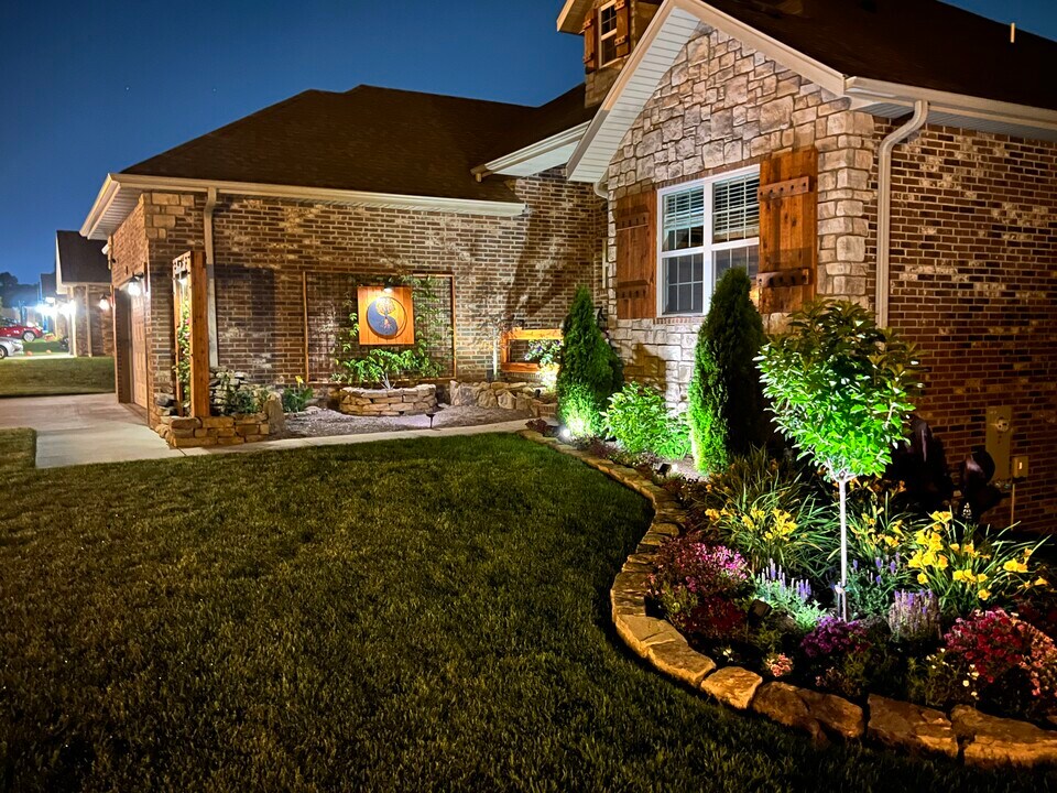 763 E Gallup Hill Rd in Nixa, MO - Building Photo