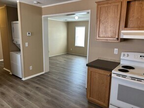 6414 Colonial Dr in Margate, FL - Building Photo - Building Photo