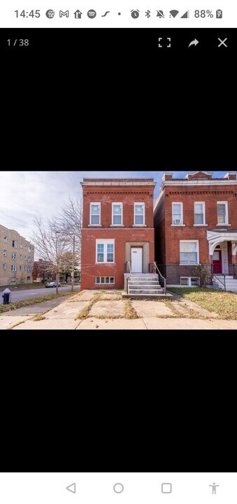 3933 S Grand Blvd, Unit 1st floor unit in St. Louis, MO - Building Photo
