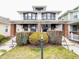 838 N Oxford St in Indianapolis, IN - Building Photo