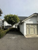 522 Via De La Valle in Solana Beach, CA - Building Photo