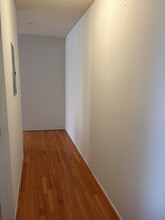 1444 W St NW, Unit 205 in Washington, DC - Foto de edificio - Building Photo