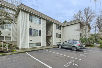 9506 Ravenna Ave NE in Seattle, WA - Building Photo - Building Photo