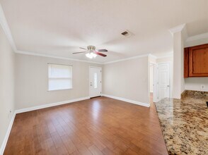 806 Fairview Dr in Fort Walton Beach, FL - Foto de edificio - Building Photo